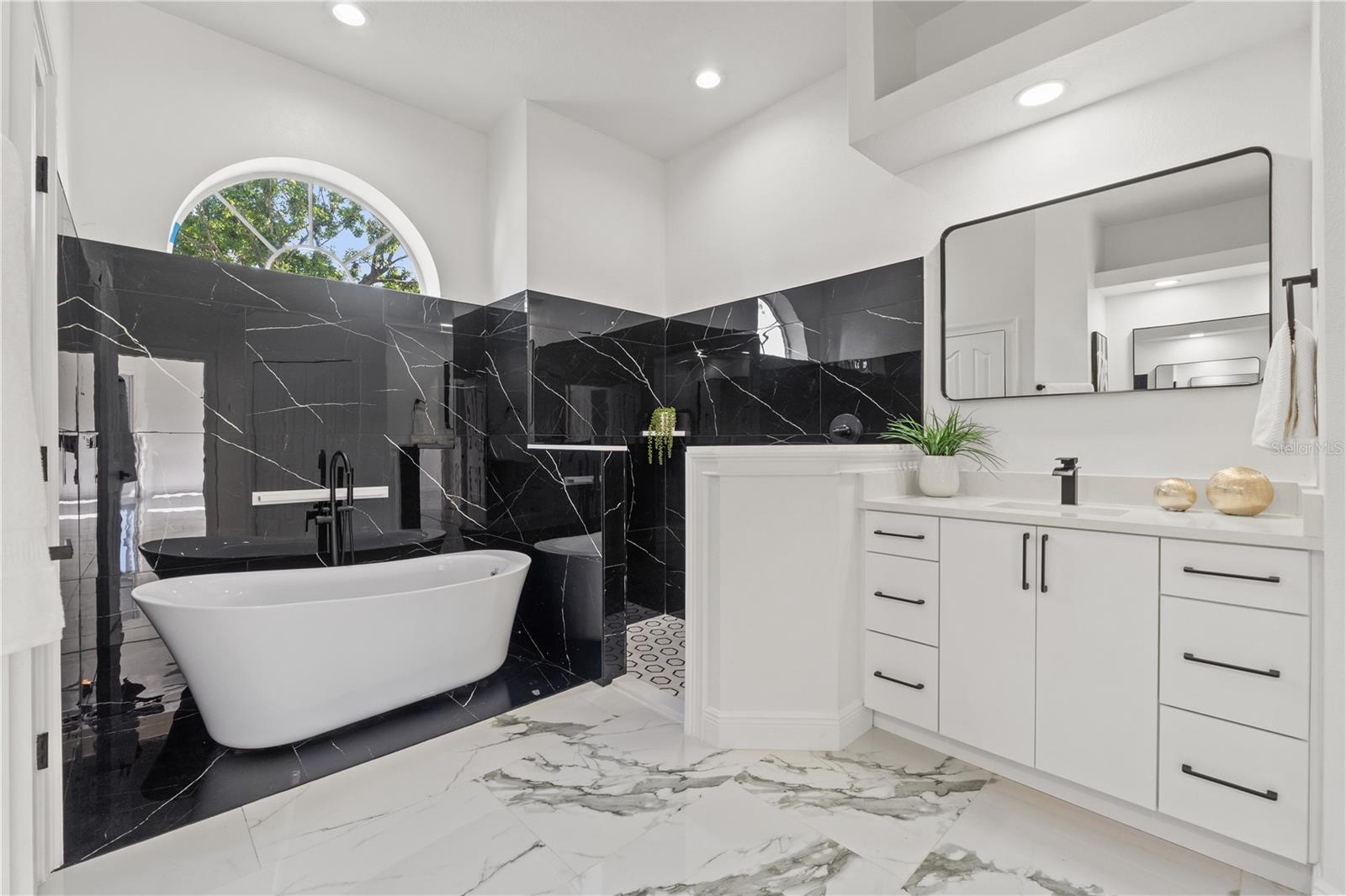 Image 20 of 54 For 1608 Ledgestone Drive