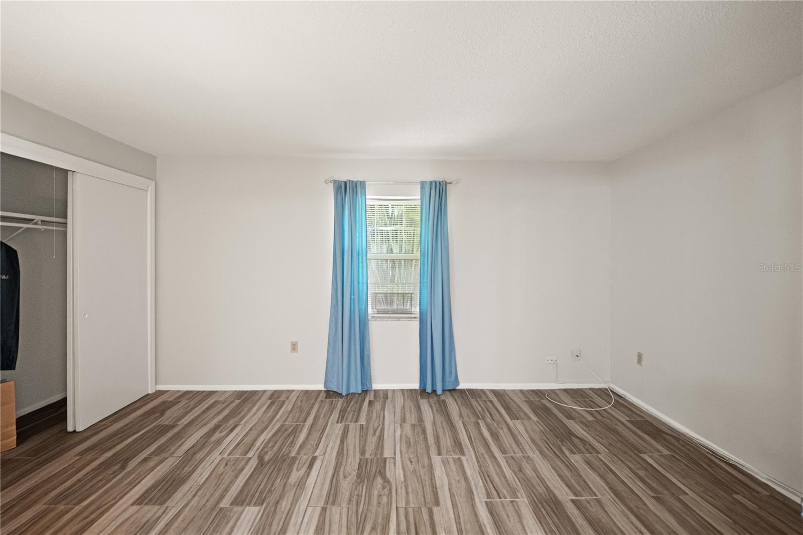 Image 12 of 19 For 4335 Aegean Drive 156a