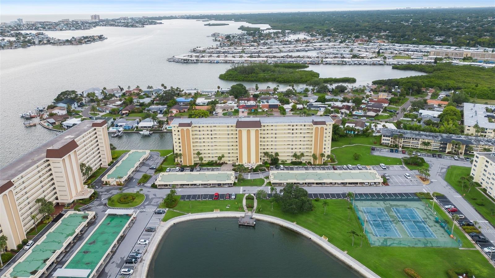 Details for 4725 Cove Circle 202, ST PETERSBURG, FL 33708