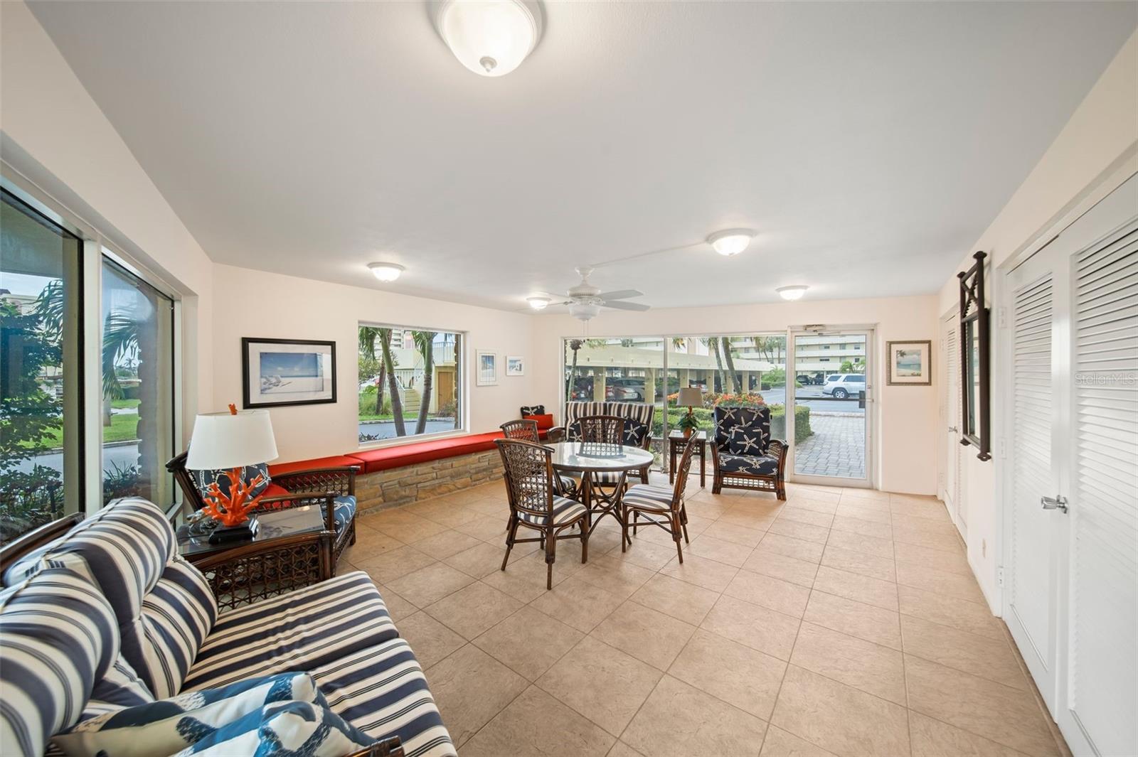Image 48 of 57 For 4725 Cove Circle 202