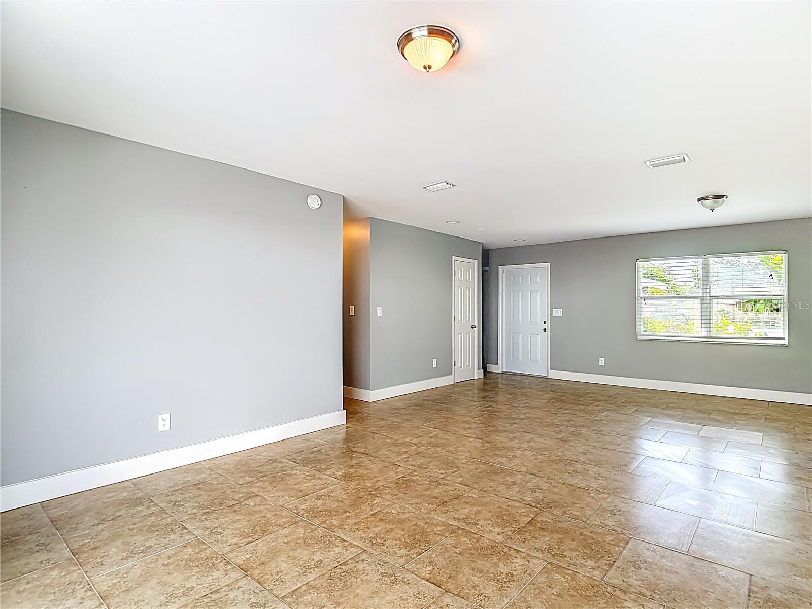 Image 19 of 68 For 10701 Donbrese Avenue