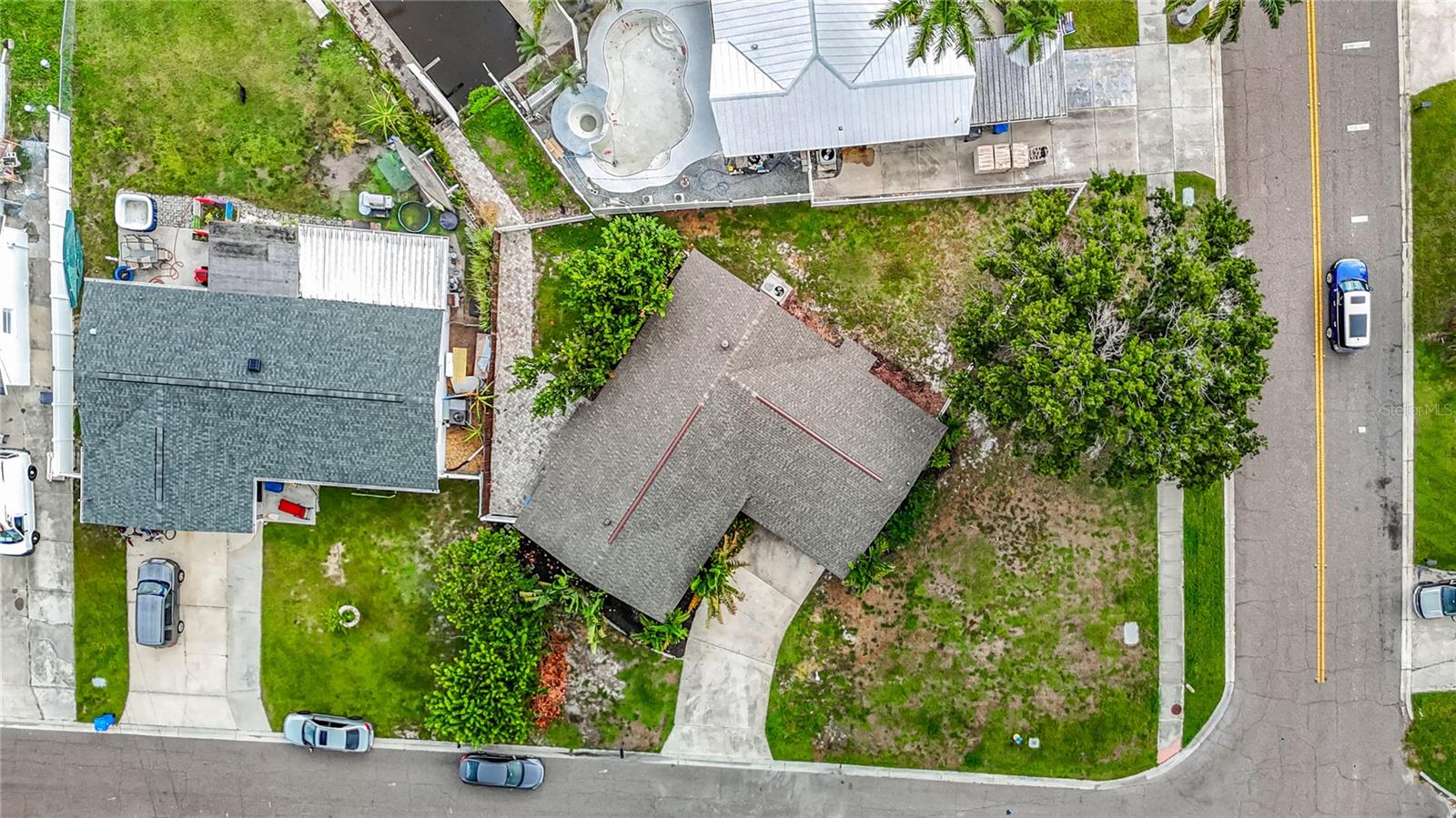 Image 63 of 68 For 10701 Donbrese Avenue
