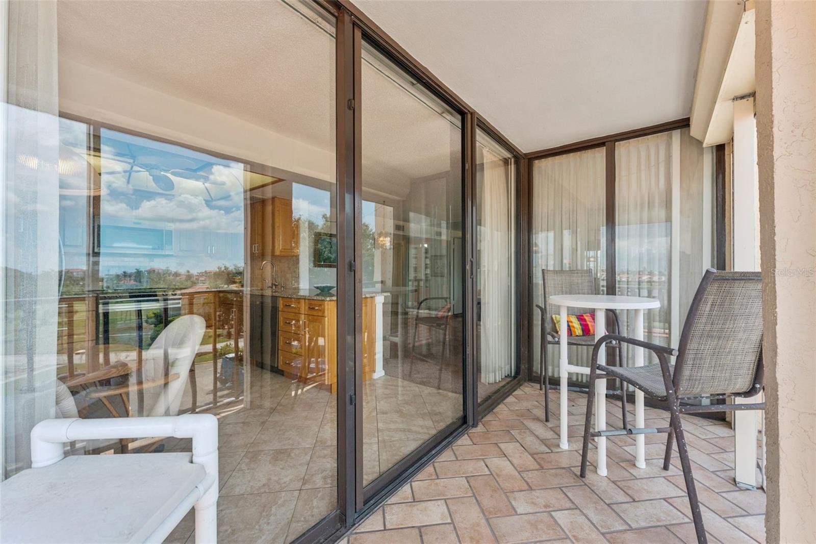 Image 20 of 34 For 6158 Palma Del Mar Sw 406