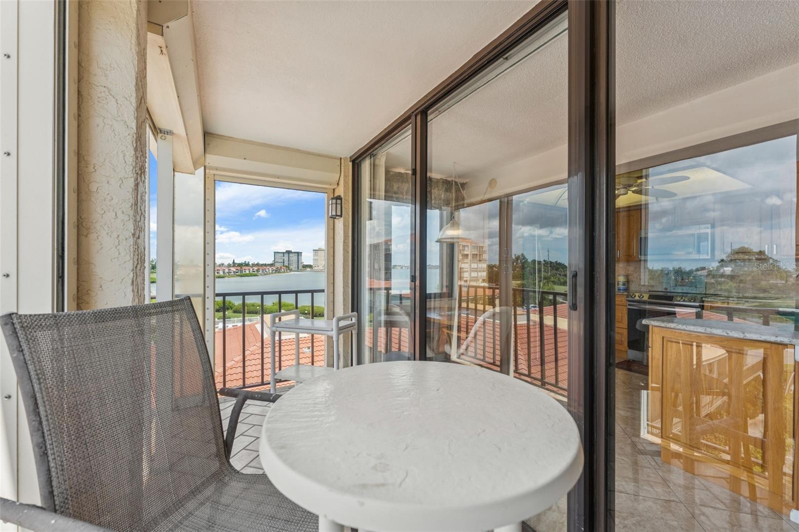 Image 21 of 34 For 6158 Palma Del Mar Sw 406