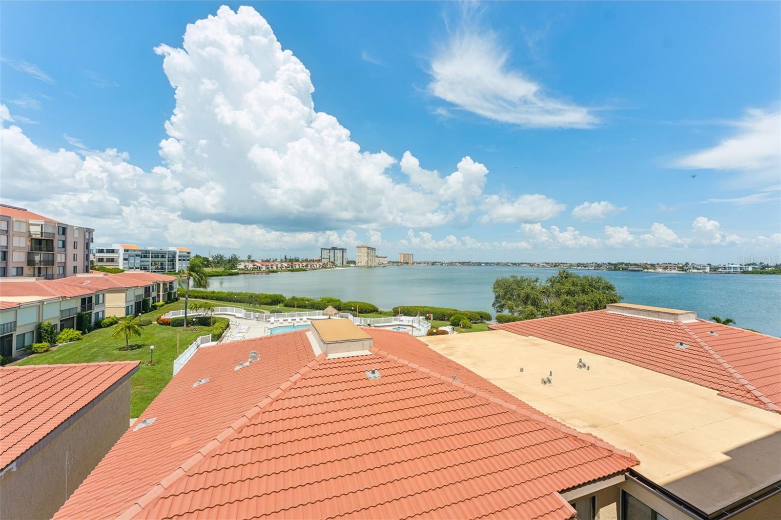 Image 24 of 34 For 6158 Palma Del Mar Sw 406