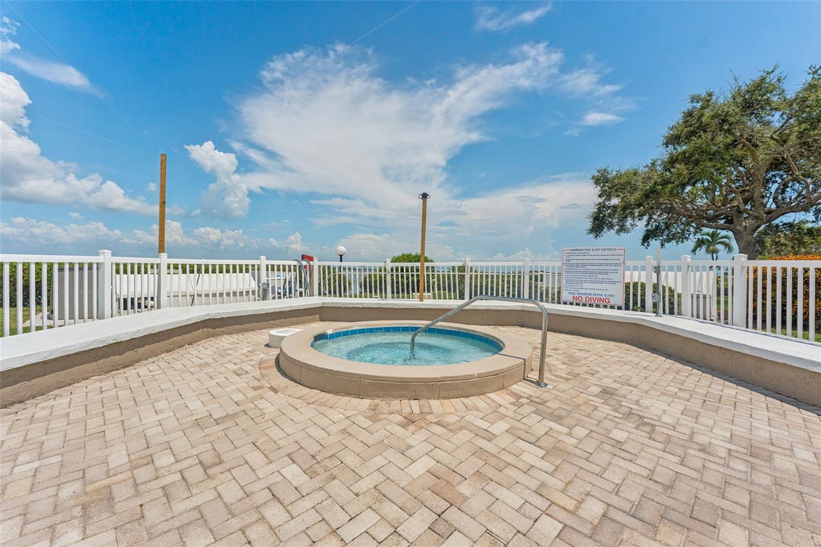 Image 27 of 34 For 6158 Palma Del Mar Sw 406