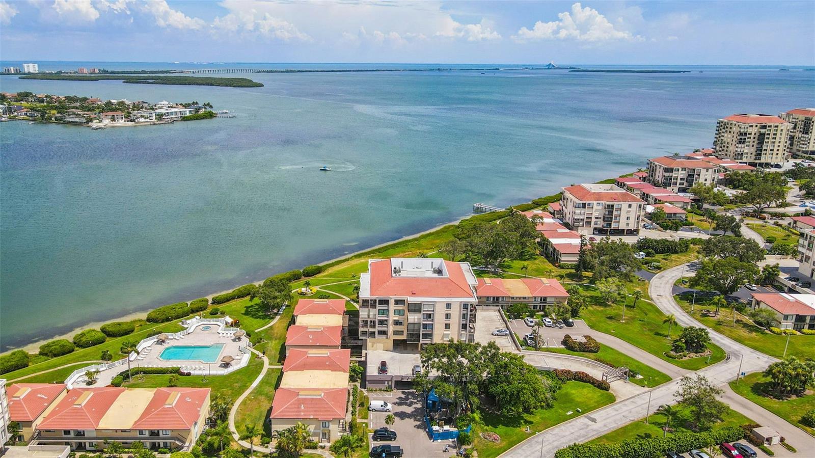 Image 37 of 39 For 6158 Palma Del Mar  406