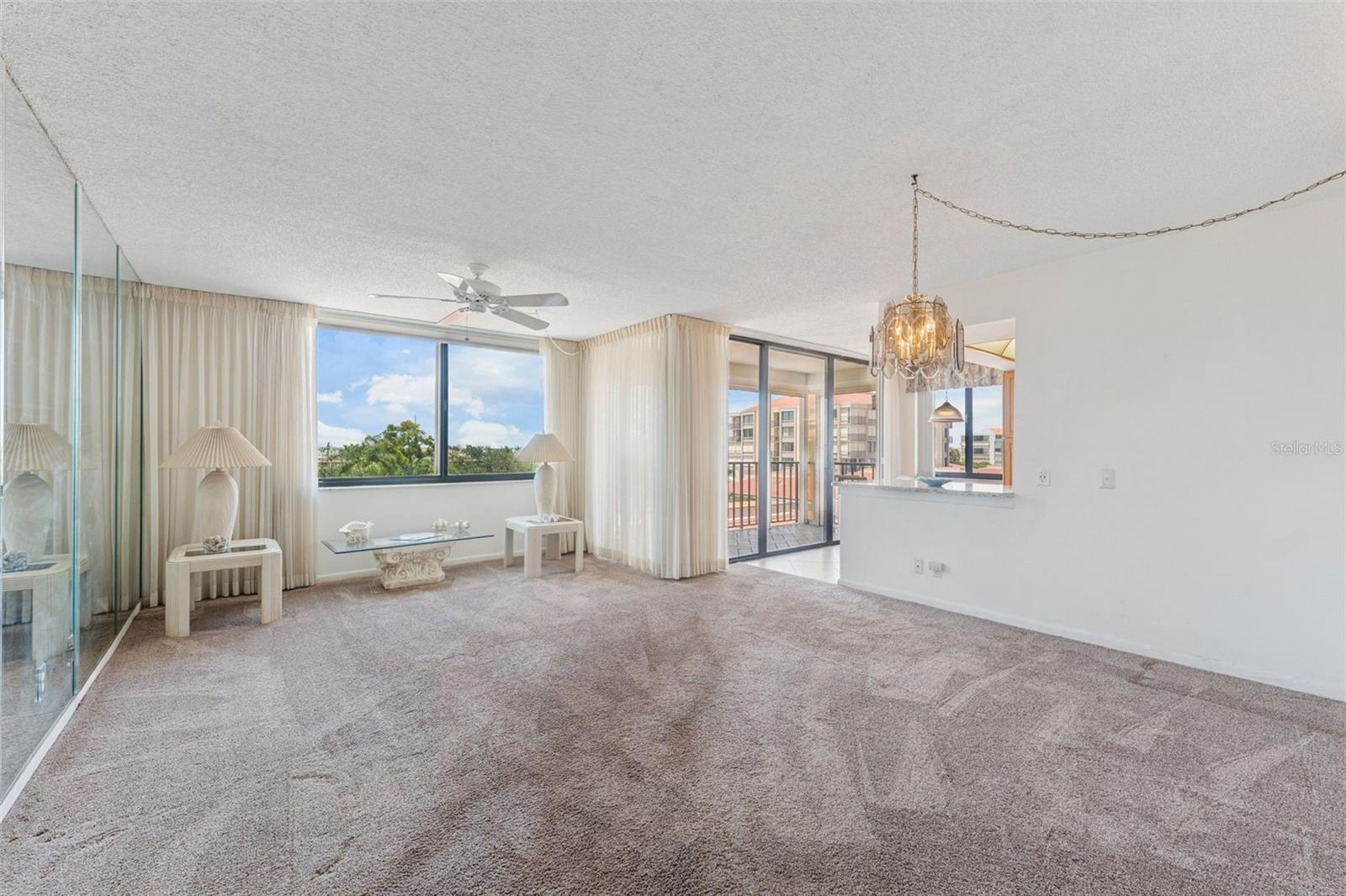 Image 4 of 34 For 6158 Palma Del Mar Sw 406