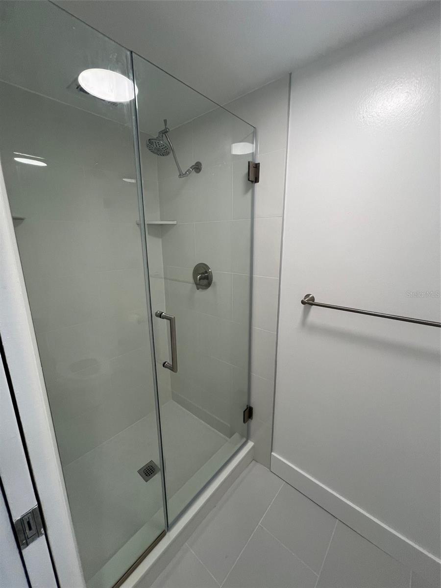 Image 12 of 20 For 16308 Gulf Boulevard 103