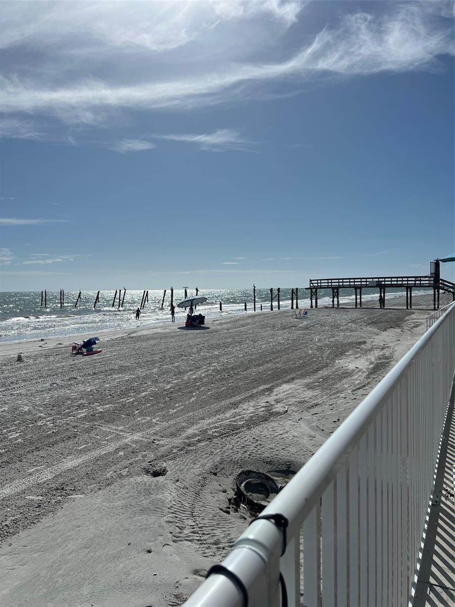 Image 19 of 20 For 16308 Gulf Boulevard 103