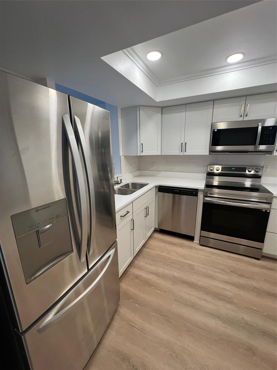Image 5 of 20 For 16308 Gulf Boulevard 103