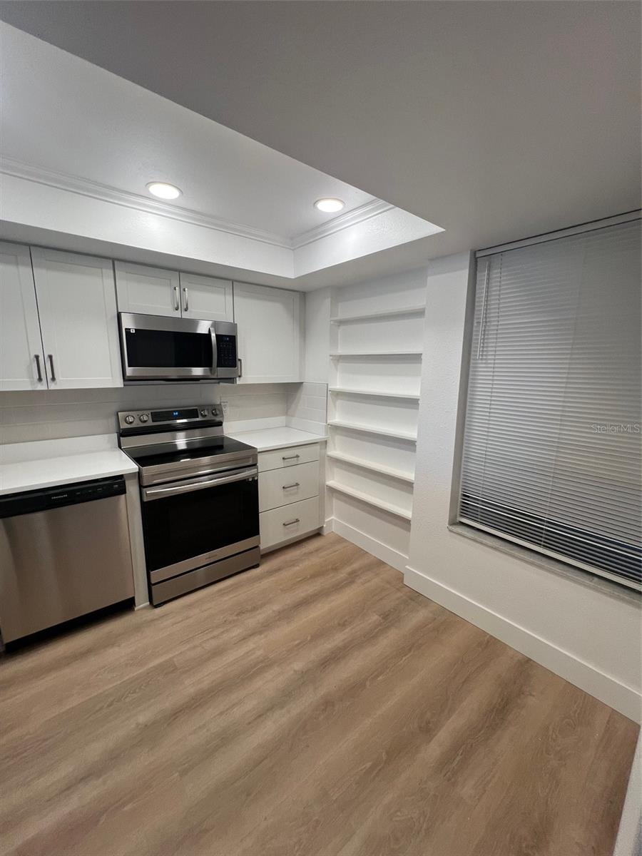 Image 6 of 20 For 16308 Gulf Boulevard 103