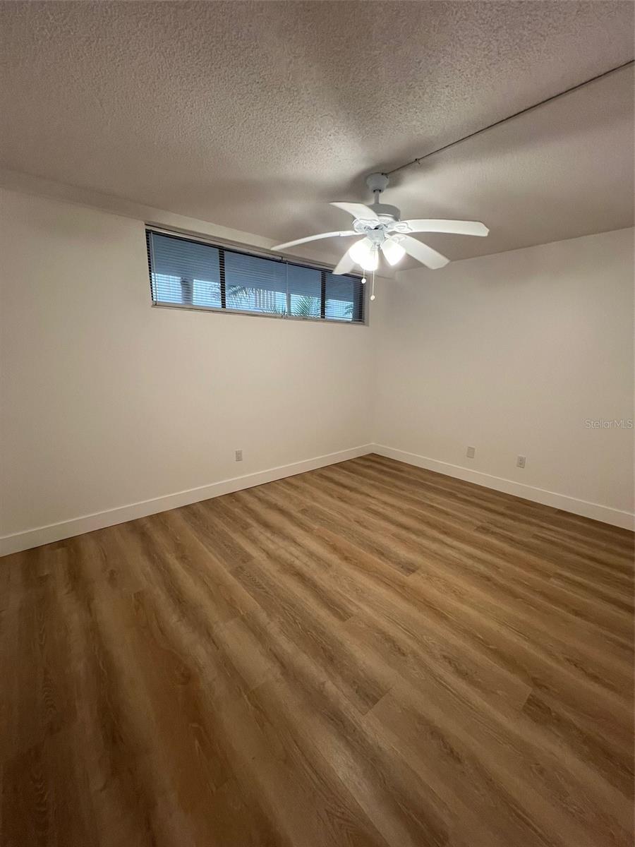 Image 8 of 20 For 16308 Gulf Boulevard 103