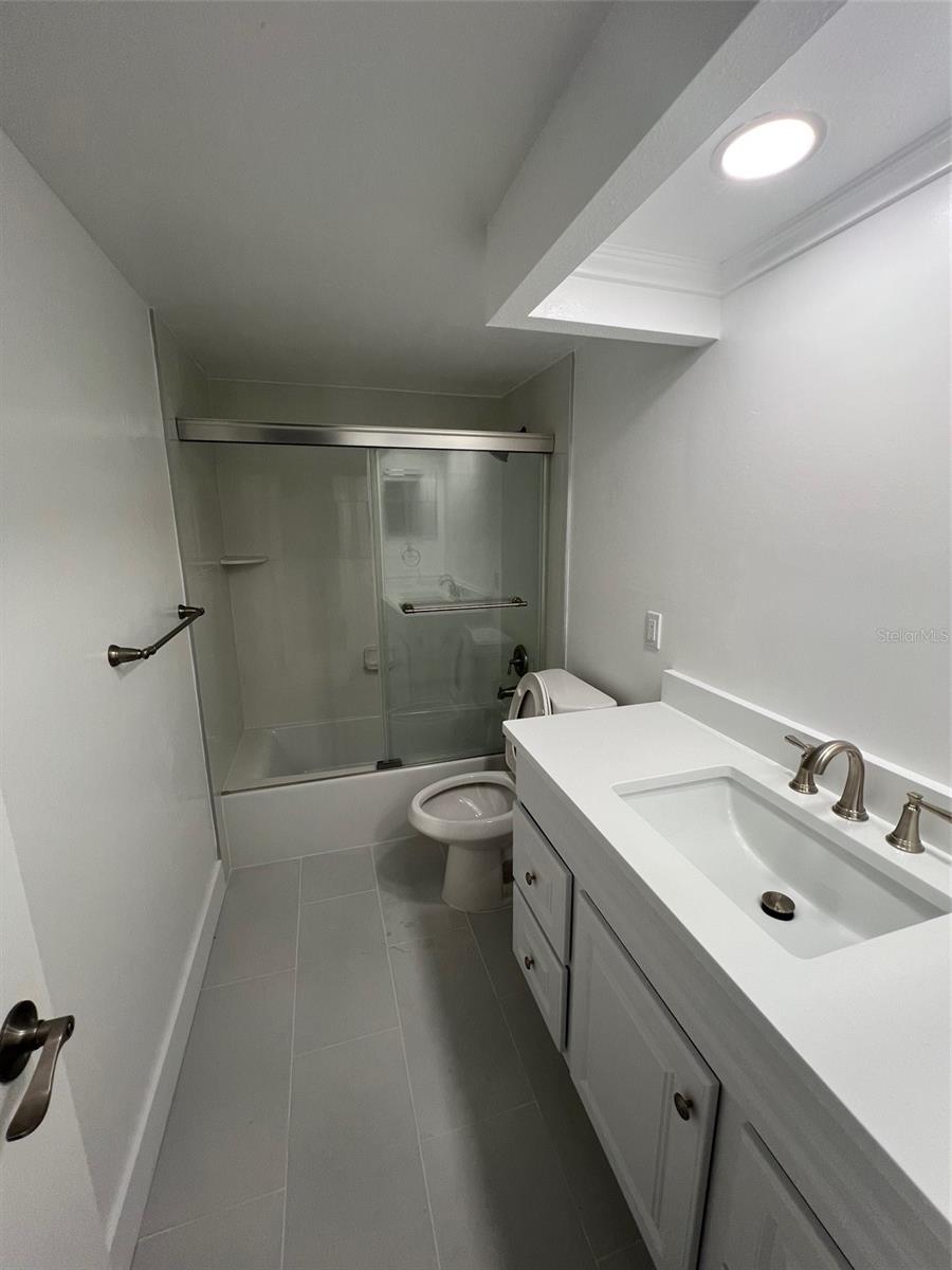 Image 9 of 20 For 16308 Gulf Boulevard 103
