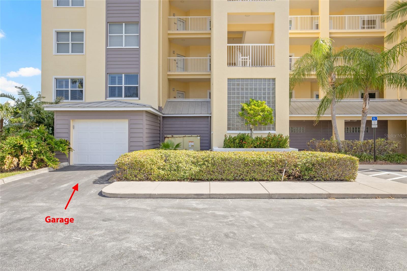 Image 15 of 57 For 423 150th Avenue 1201
