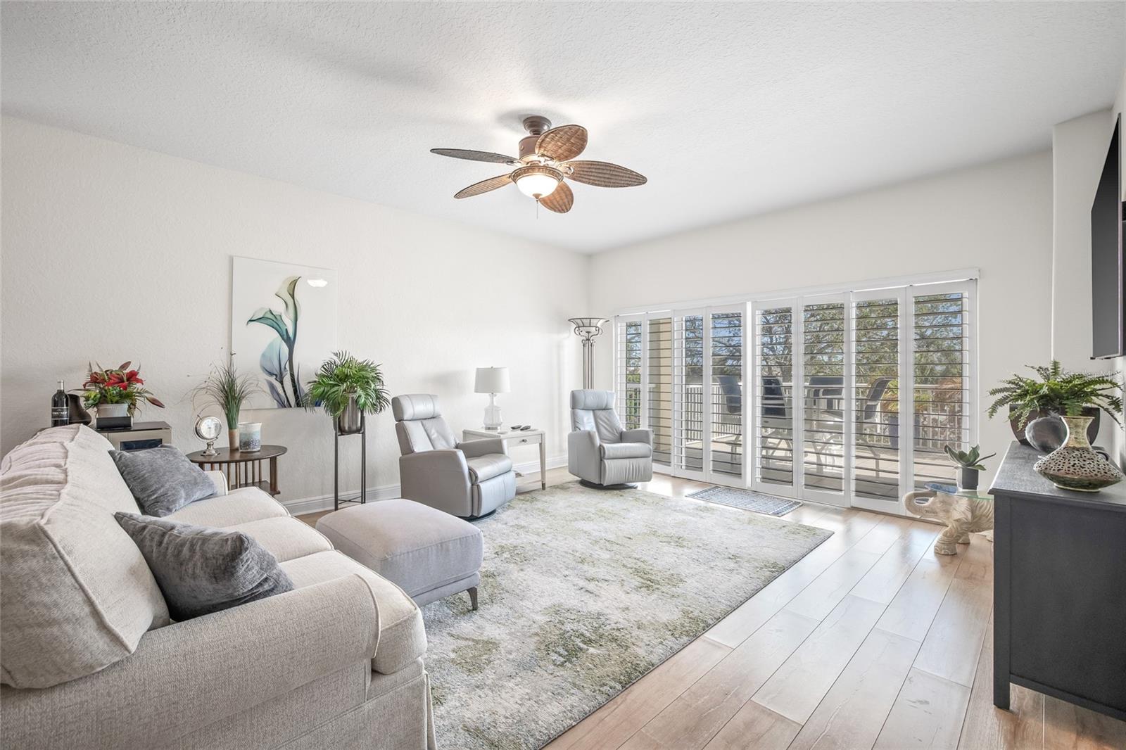 Image 32 of 57 For 423 150th Avenue 1201