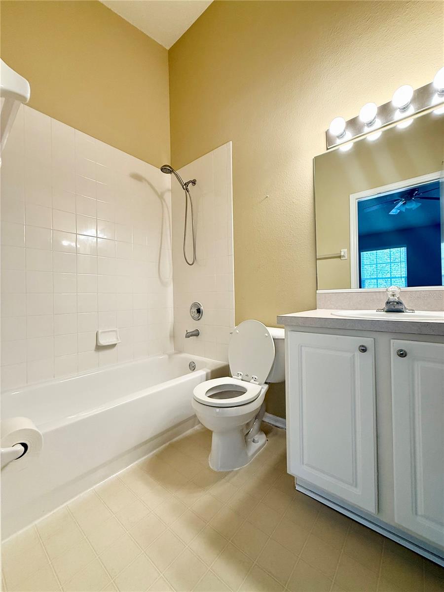 Image 14 of 14 For 8556 Hunters Key Circle