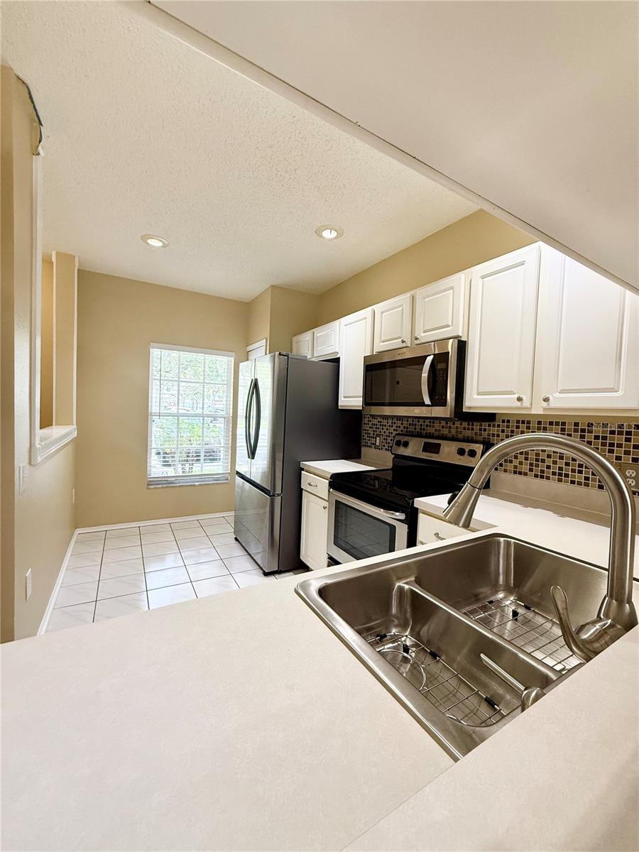 Image 5 of 14 For 8556 Hunters Key Circle