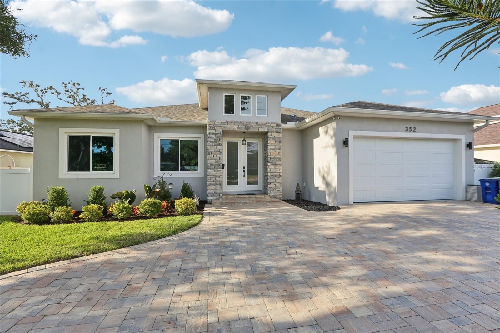 Details for 352 Mehlenbacher Road, BELLEAIR, FL 33756