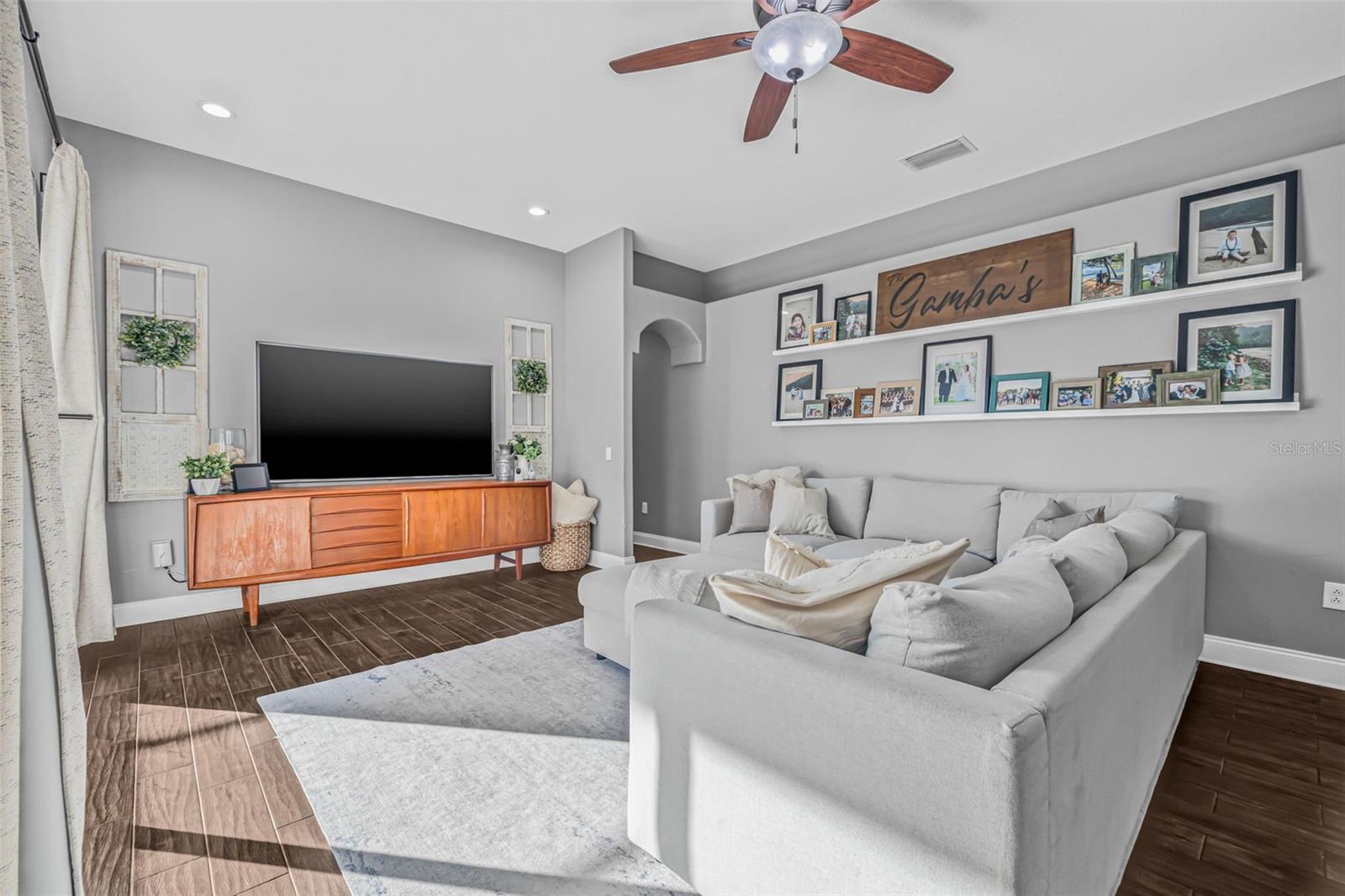 Image 21 of 47 For 25252 Conestoga Drive