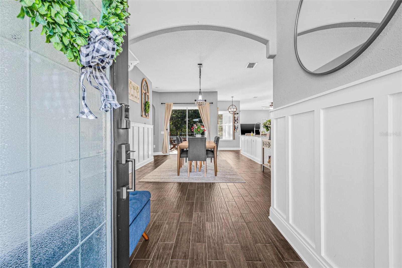 Image 5 of 47 For 25252 Conestoga Drive