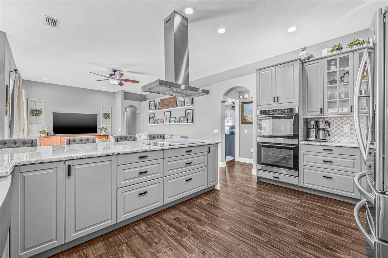 Image 9 of 47 For 25252 Conestoga Drive
