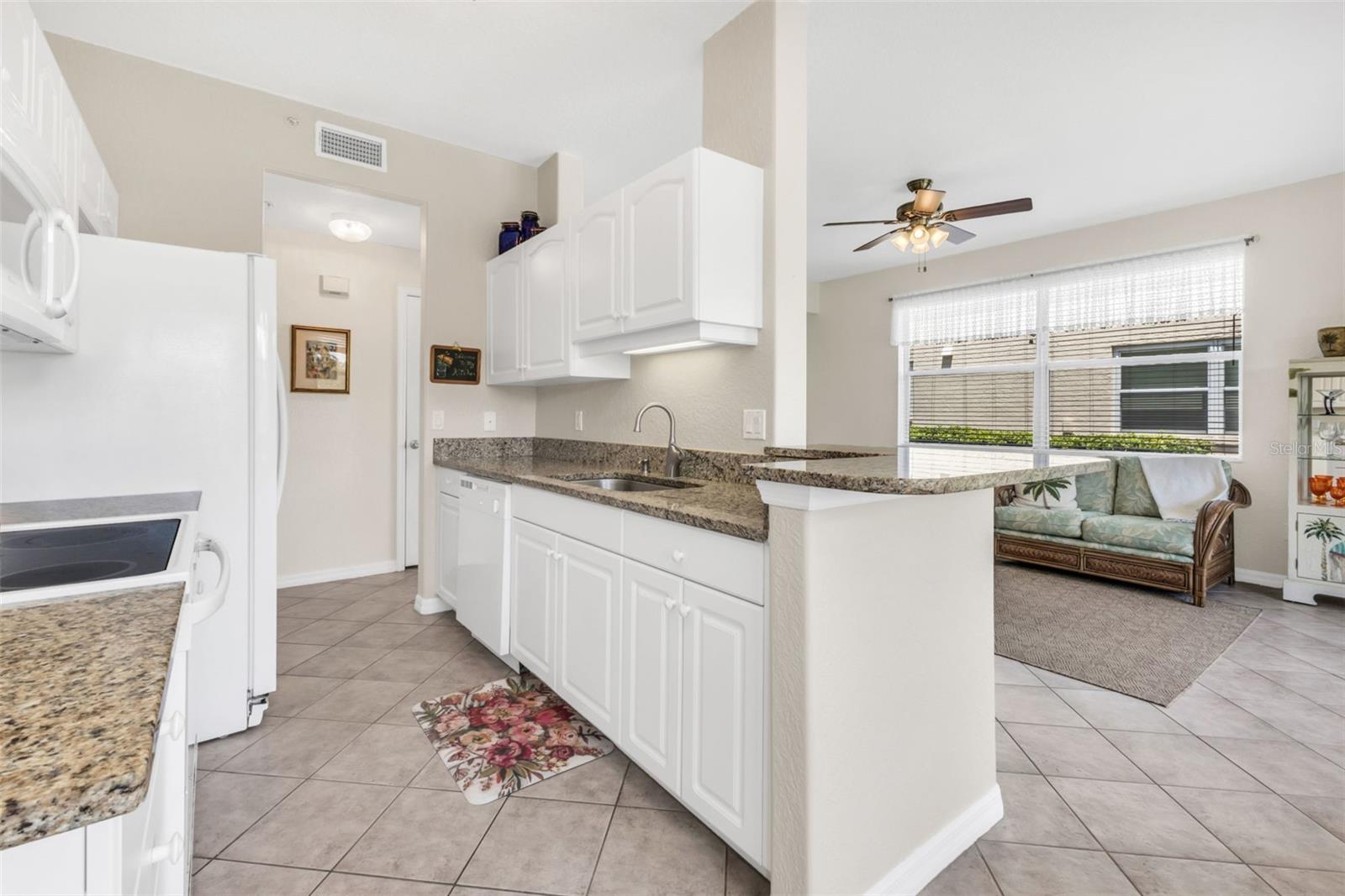 Image 14 of 51 For 4430 Corso Venetia Boulevard A11
