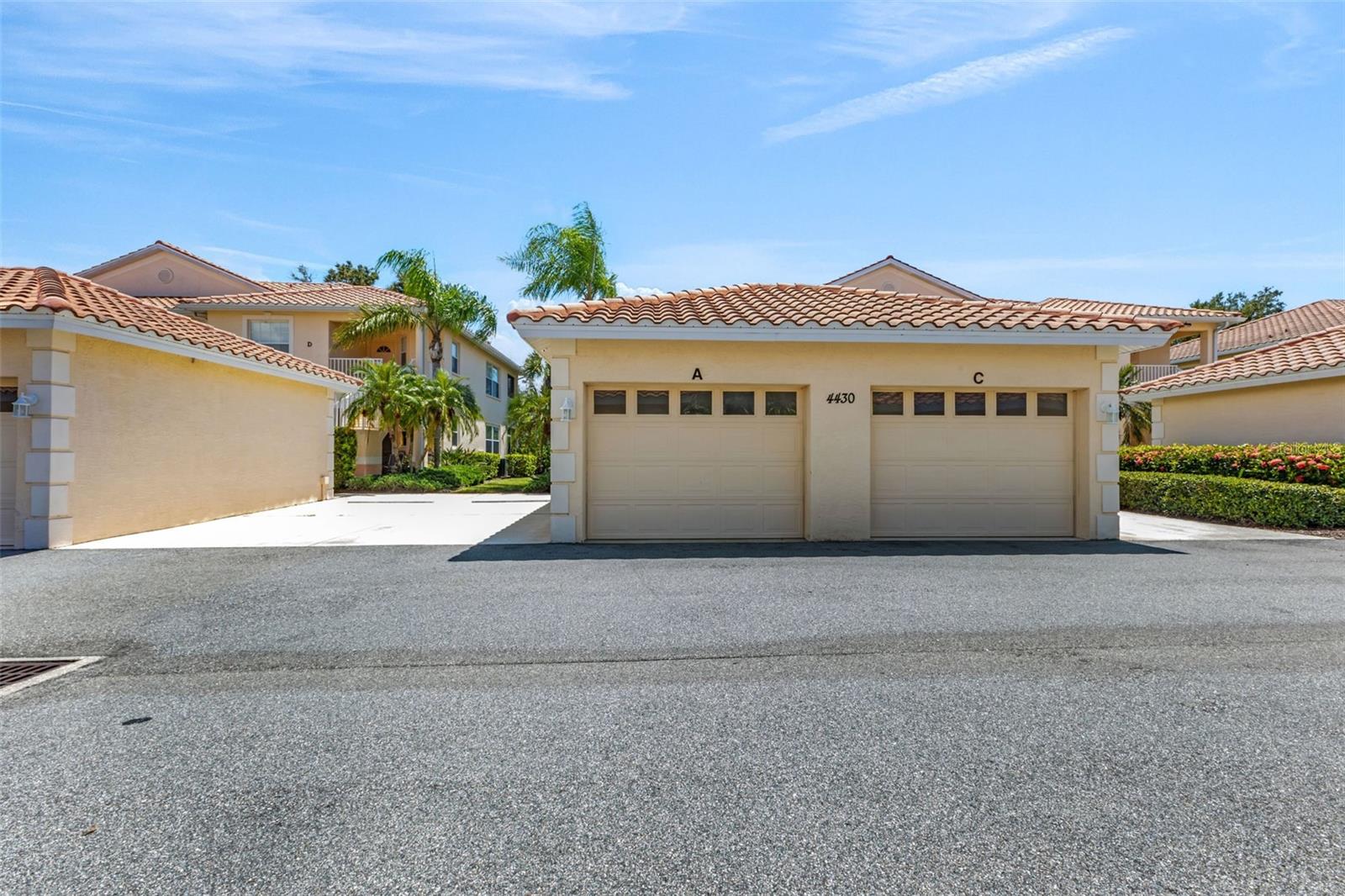 Image 2 of 51 For 4430 Corso Venetia Boulevard A11