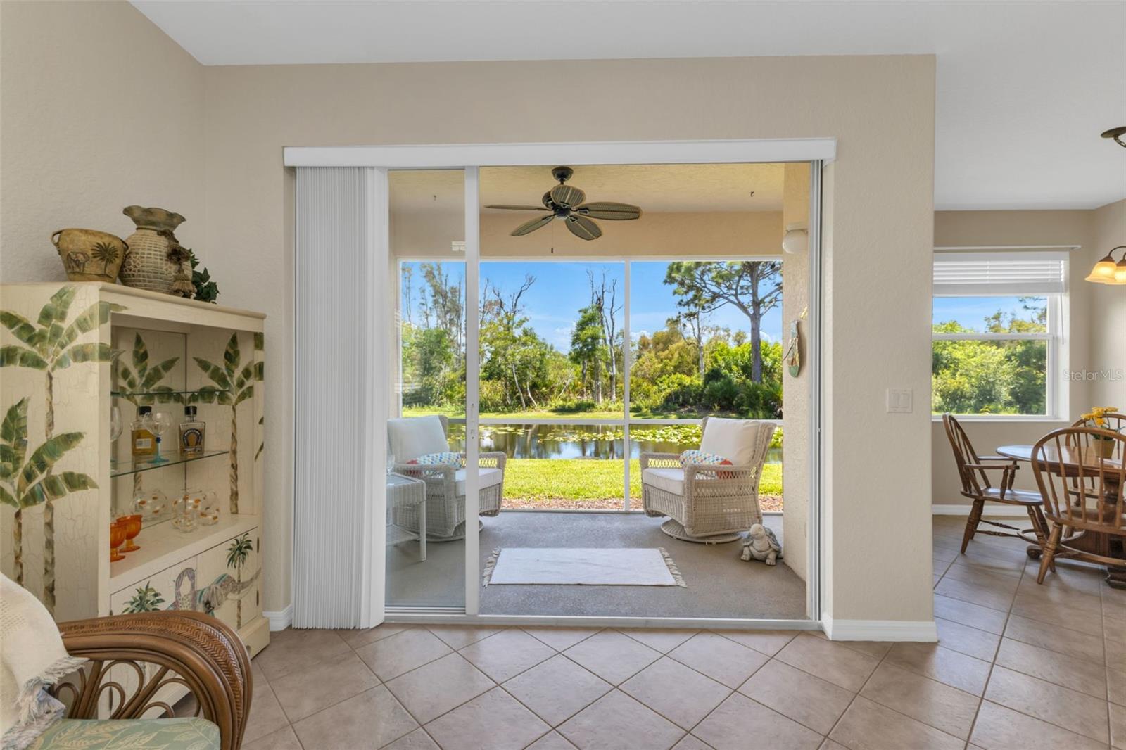 Image 9 of 51 For 4430 Corso Venetia Boulevard A11