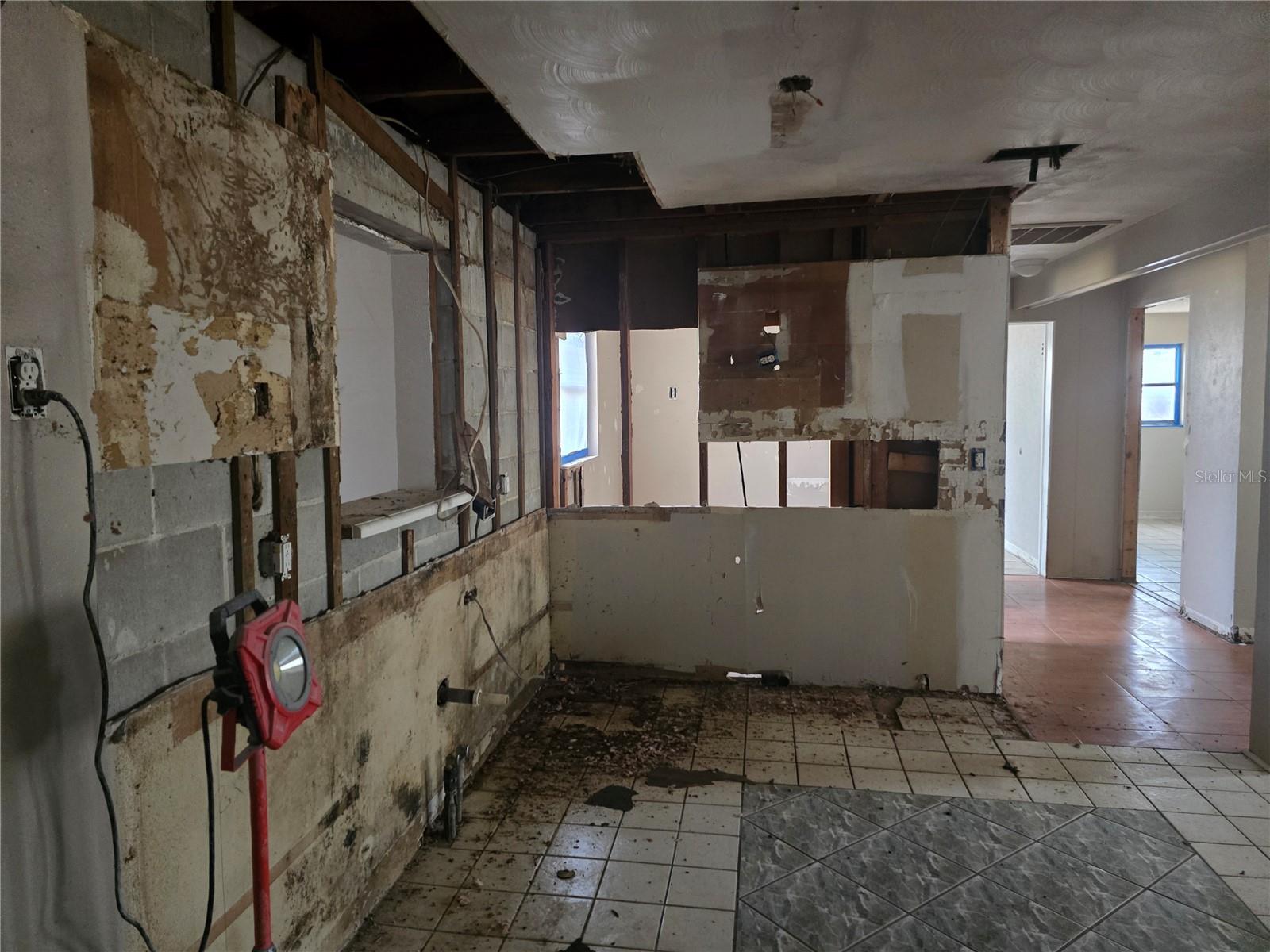 Image 10 of 13 For 6124 11th Street