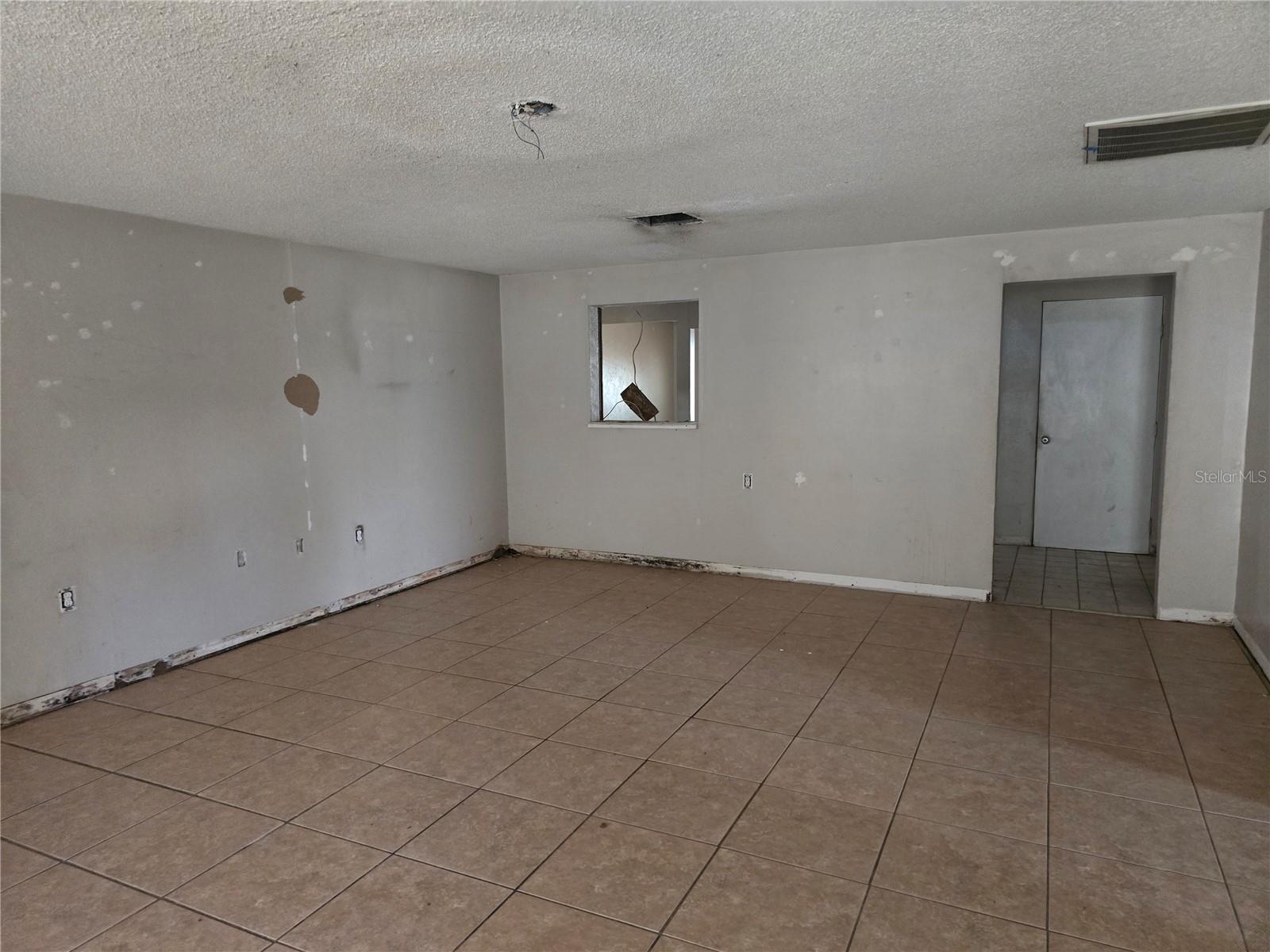 Image 4 of 13 For 6124 11th Street