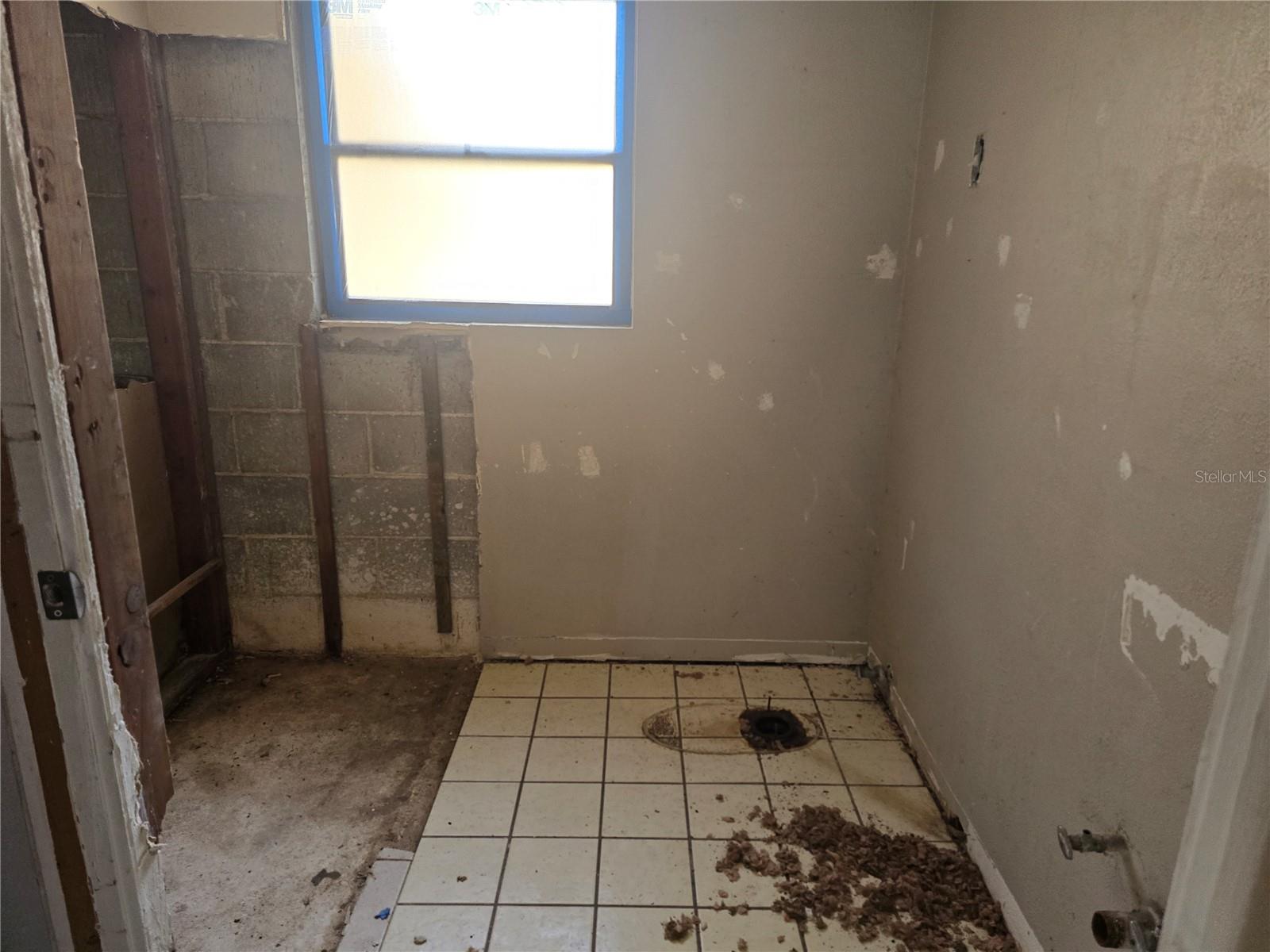 Image 7 of 13 For 6124 11th Street