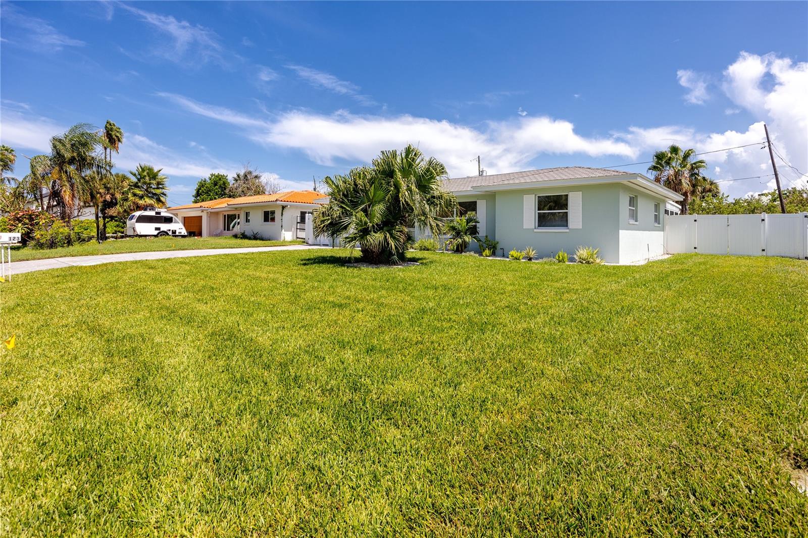 Image 6 of 45 For 123 9th Street