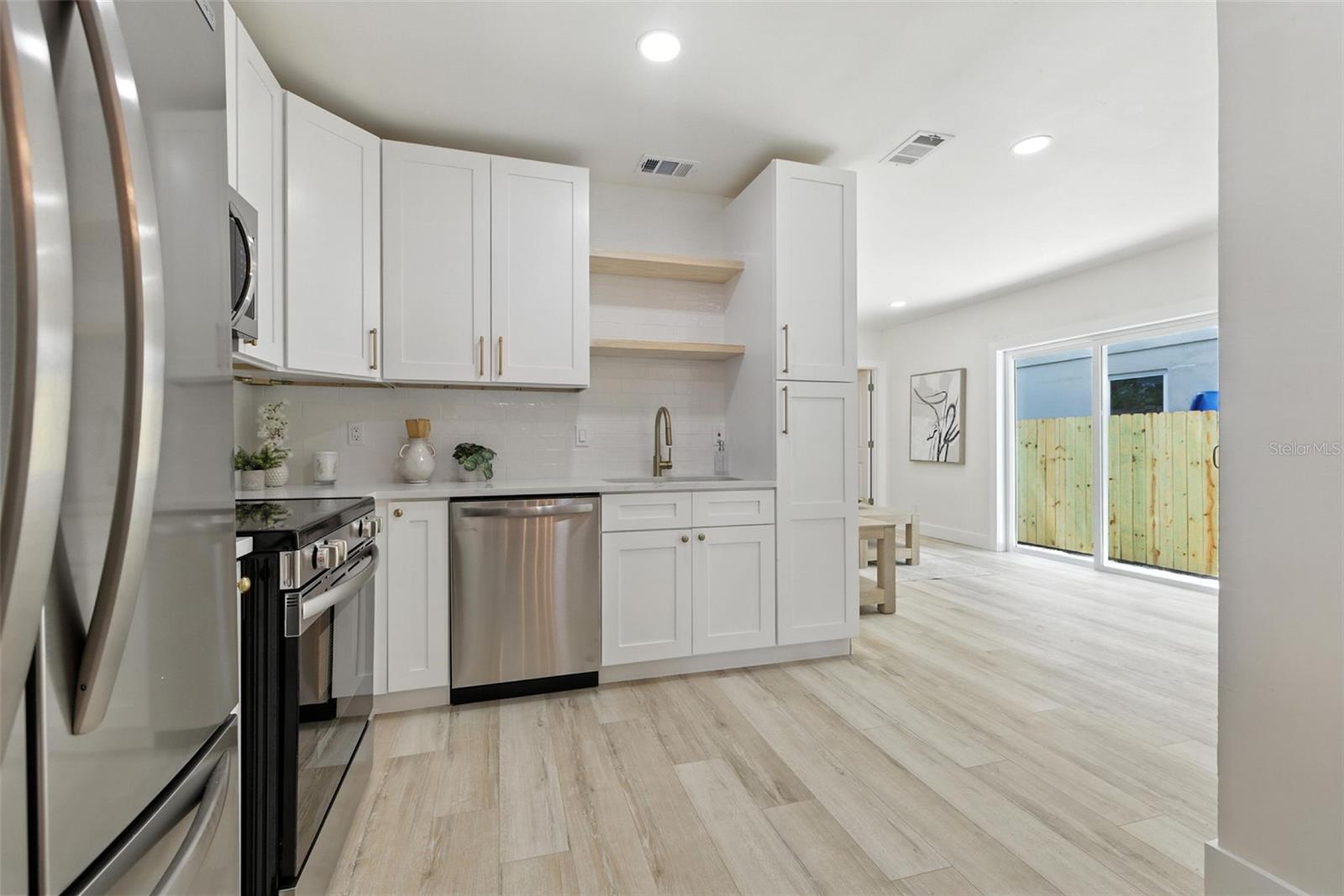 Image 14 of 28 For 6321 Harold Avenue
