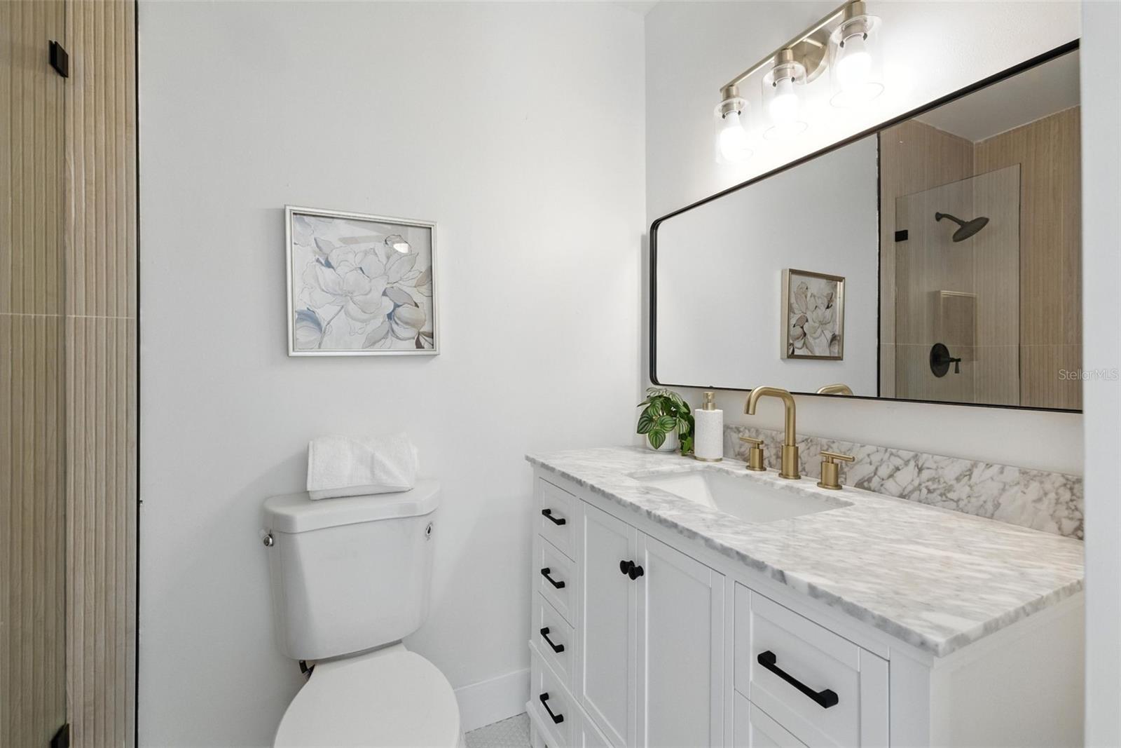 Image 18 of 28 For 6321 Harold Avenue