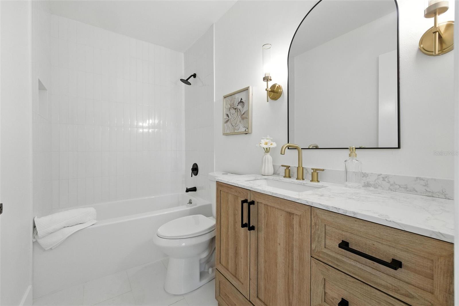 Image 21 of 28 For 6321 Harold Avenue