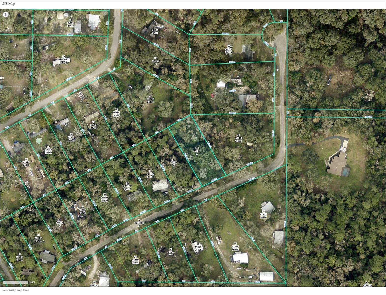 Listing photo id 0 for 24479 Casey Road
