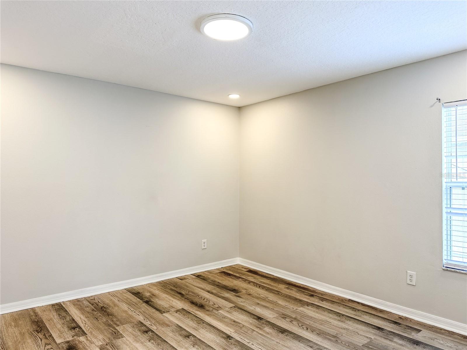 Image 42 of 75 For 7322 Bridgeview Drive