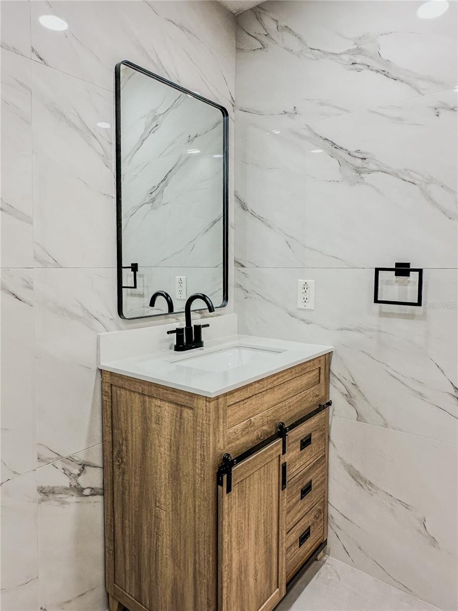 Image 51 of 75 For 7322 Bridgeview Drive