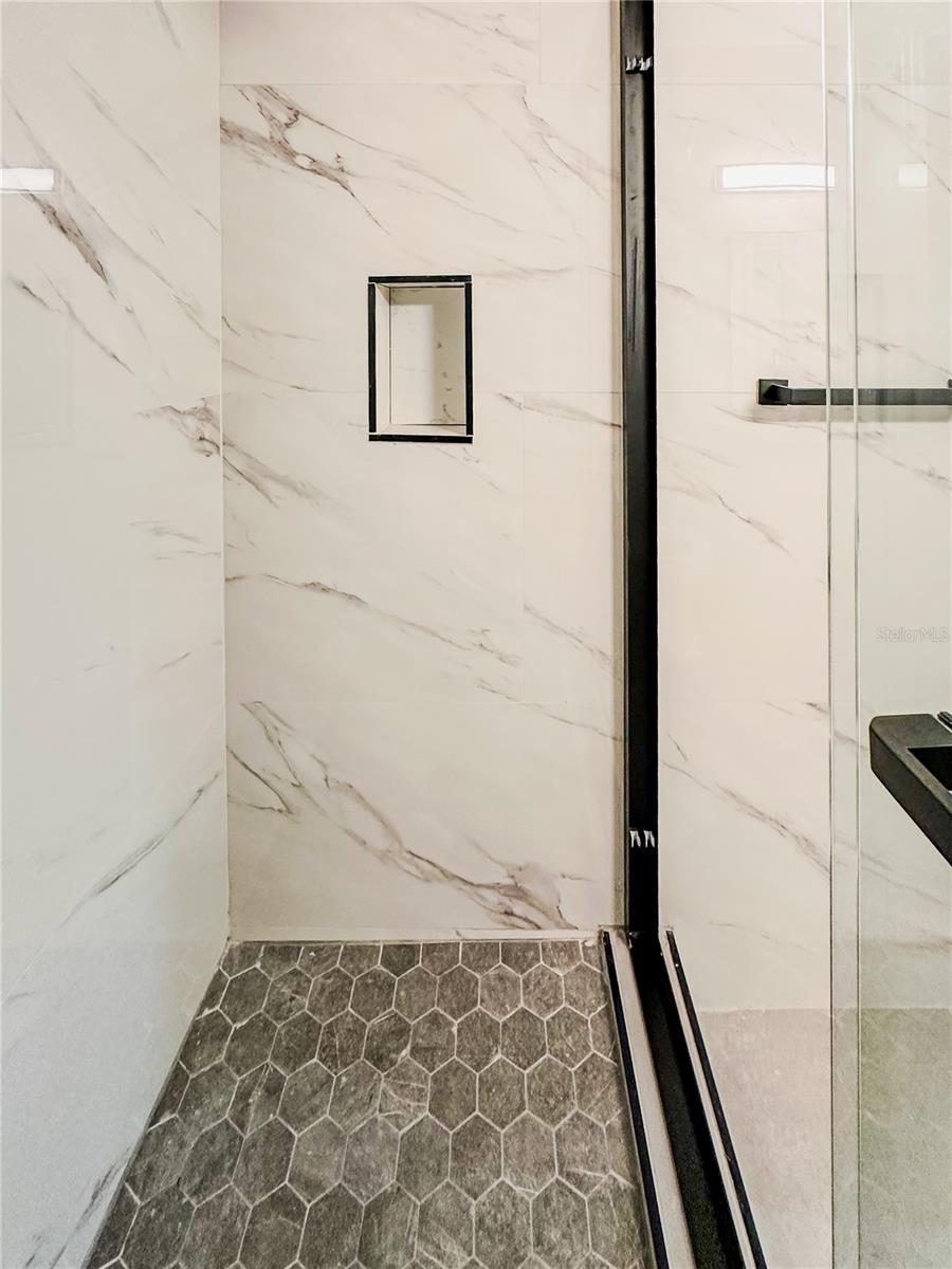 Image 62 of 75 For 7322 Bridgeview Drive