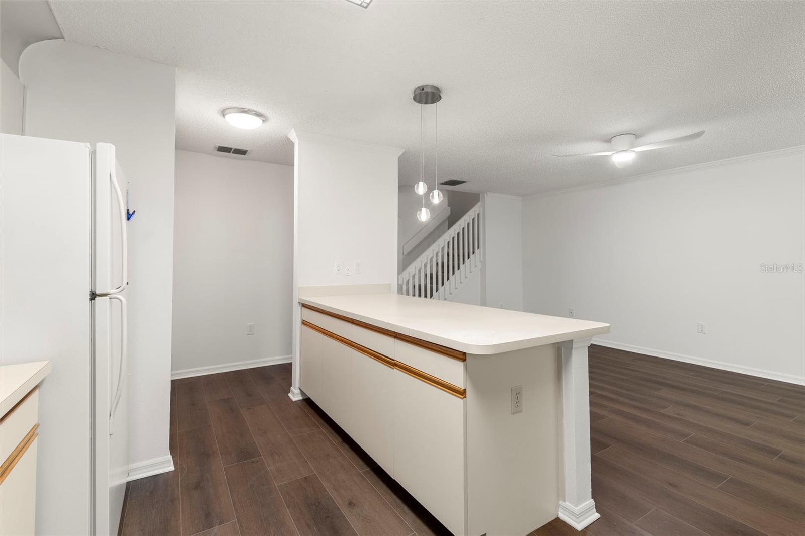 Image 11 of 21 For 605 Quail Keep Drive