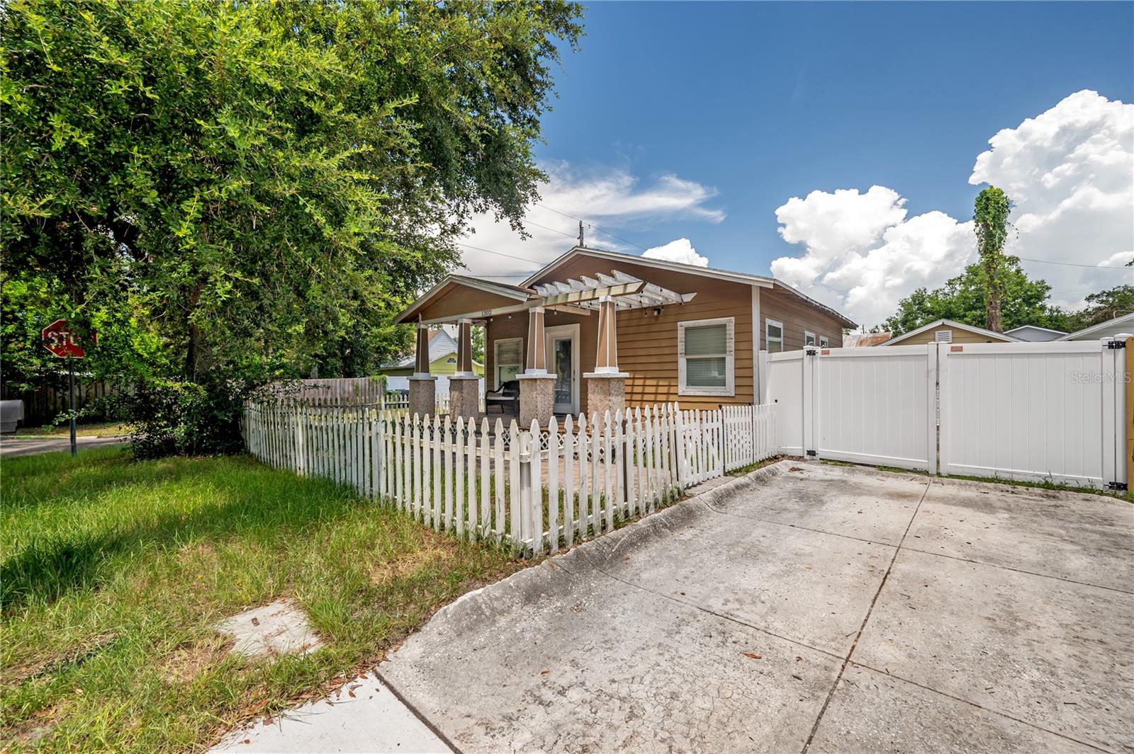 Image 2 of 28 For 1302 Louisiana Avenue