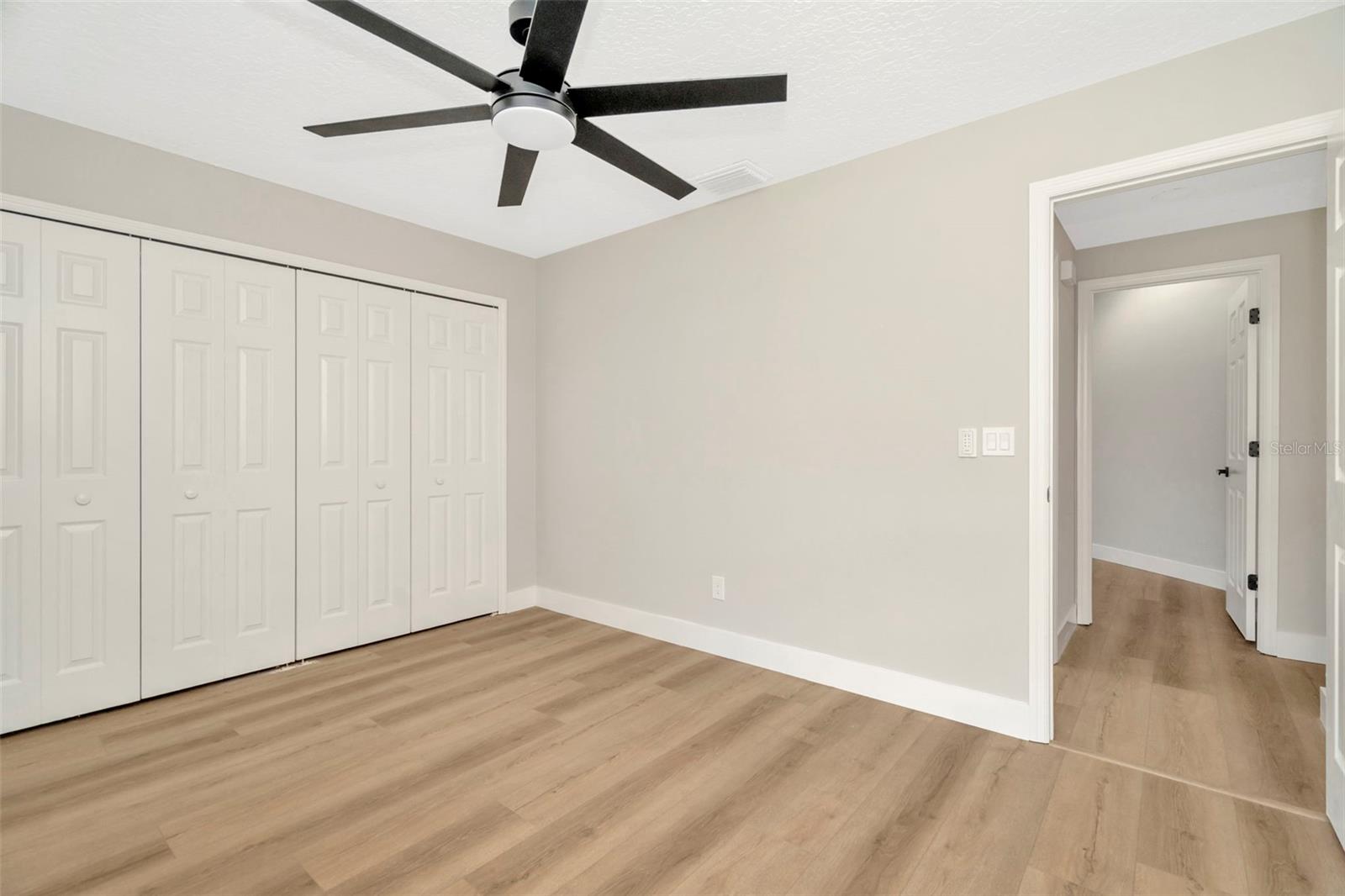 Image 35 of 51 For 10301 Bellwood Avenue