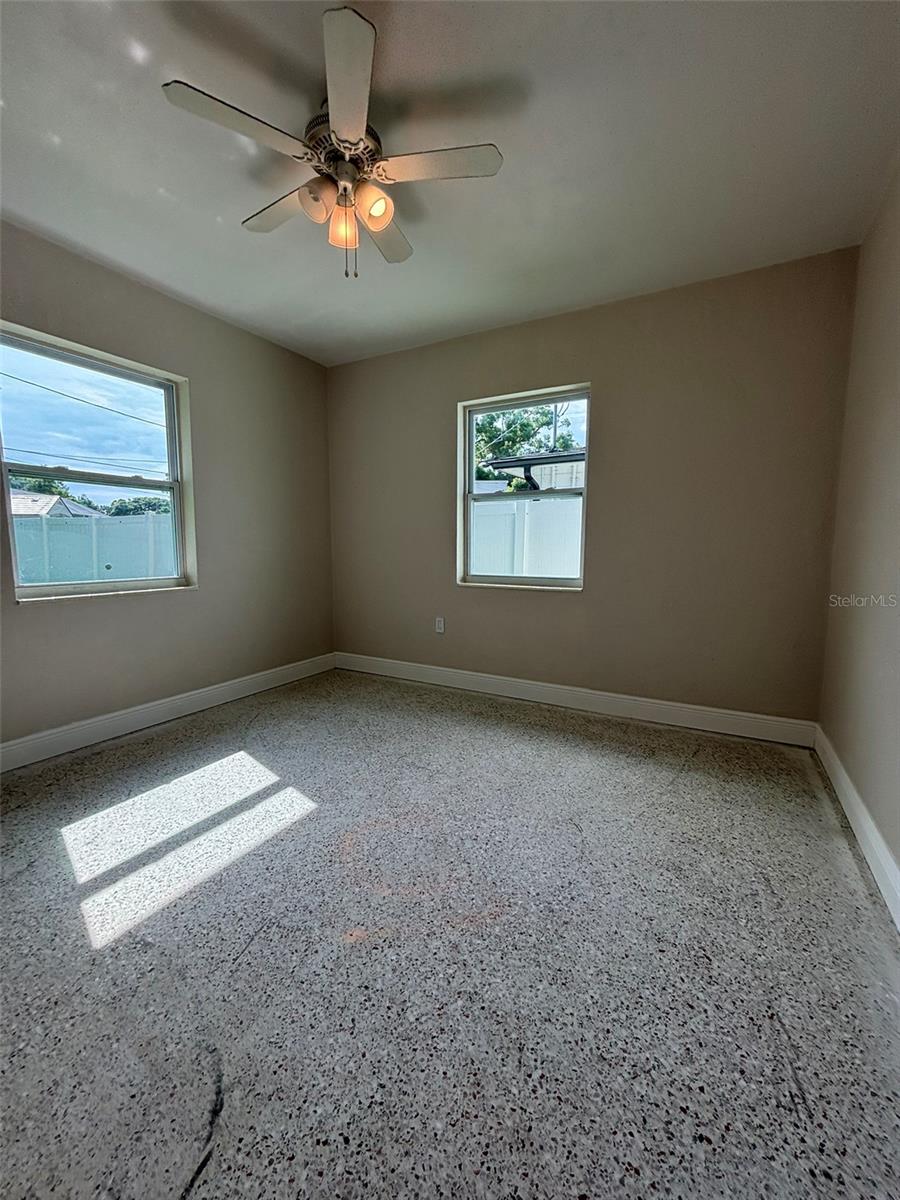 Image 12 of 31 For 4743 Lake Charles Drive N