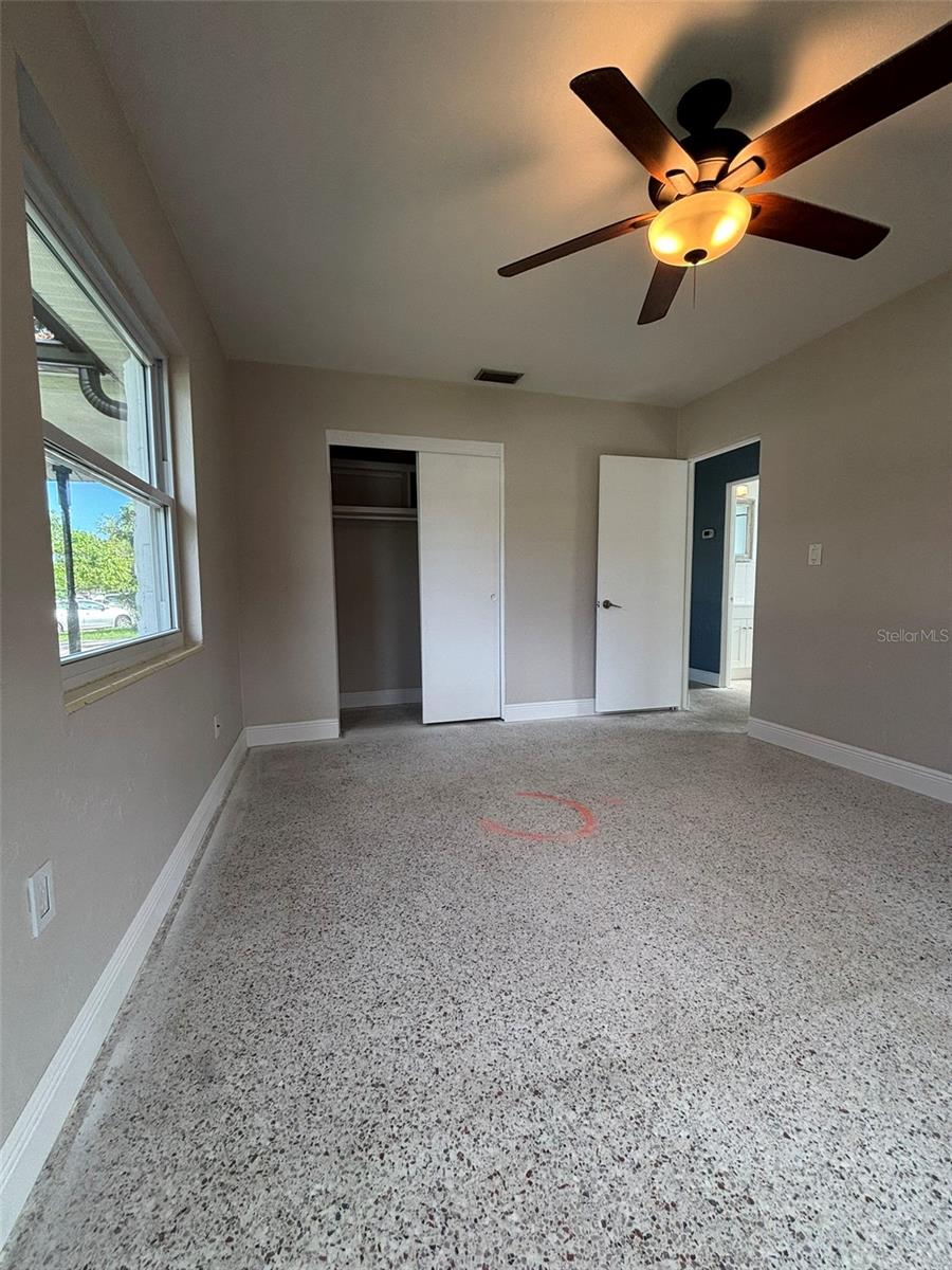 Image 15 of 31 For 4743 Lake Charles Drive N