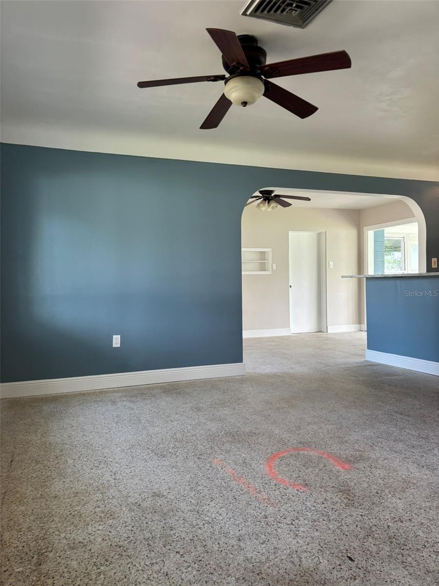 Image 3 of 31 For 4743 Lake Charles Drive N