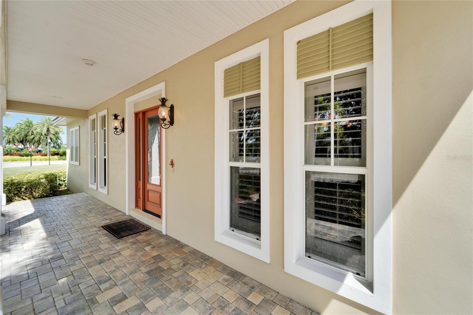 Image 10 of 92 For 517 Mirabay Boulevard