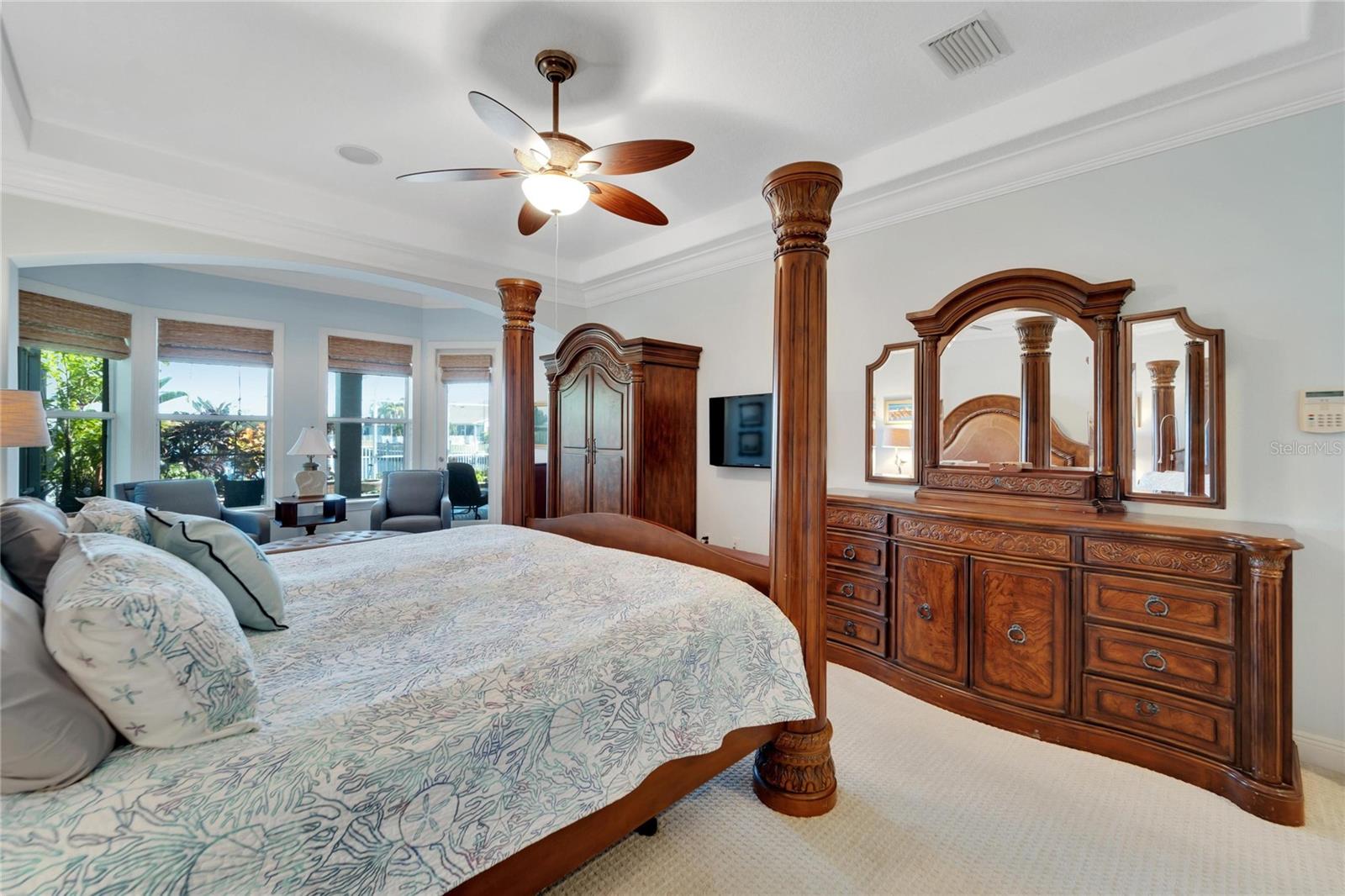 Image 13 of 92 For 517 Mirabay Boulevard