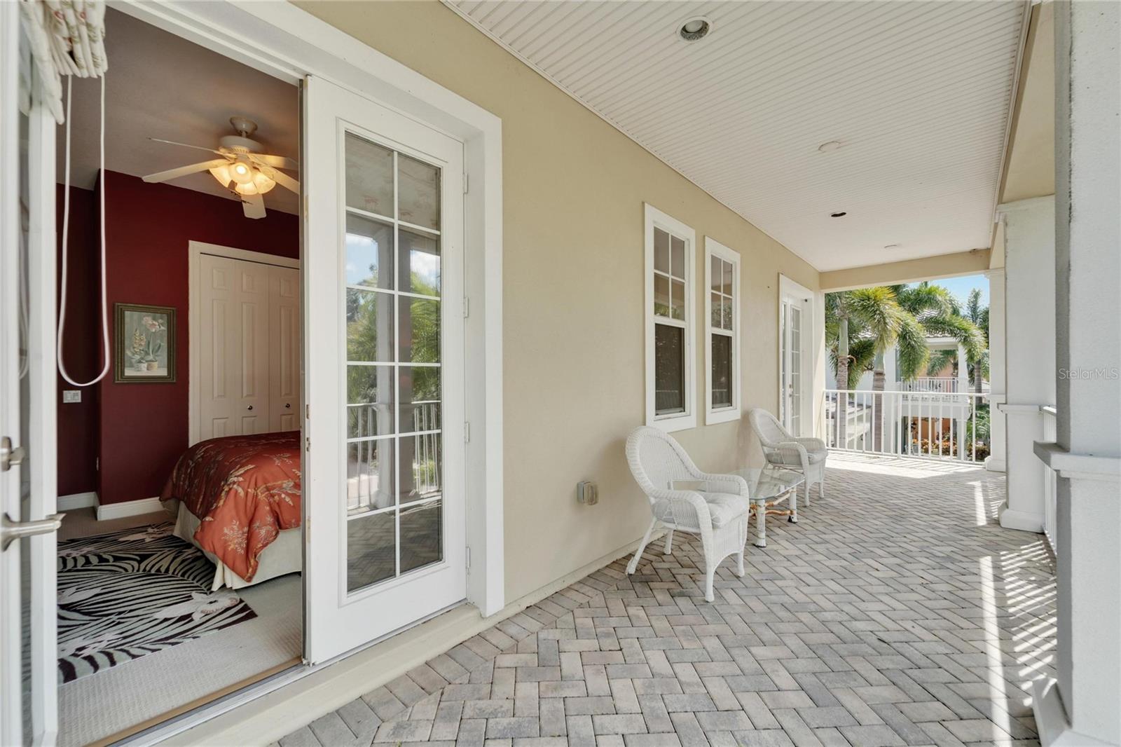 Image 26 of 92 For 517 Mirabay Boulevard