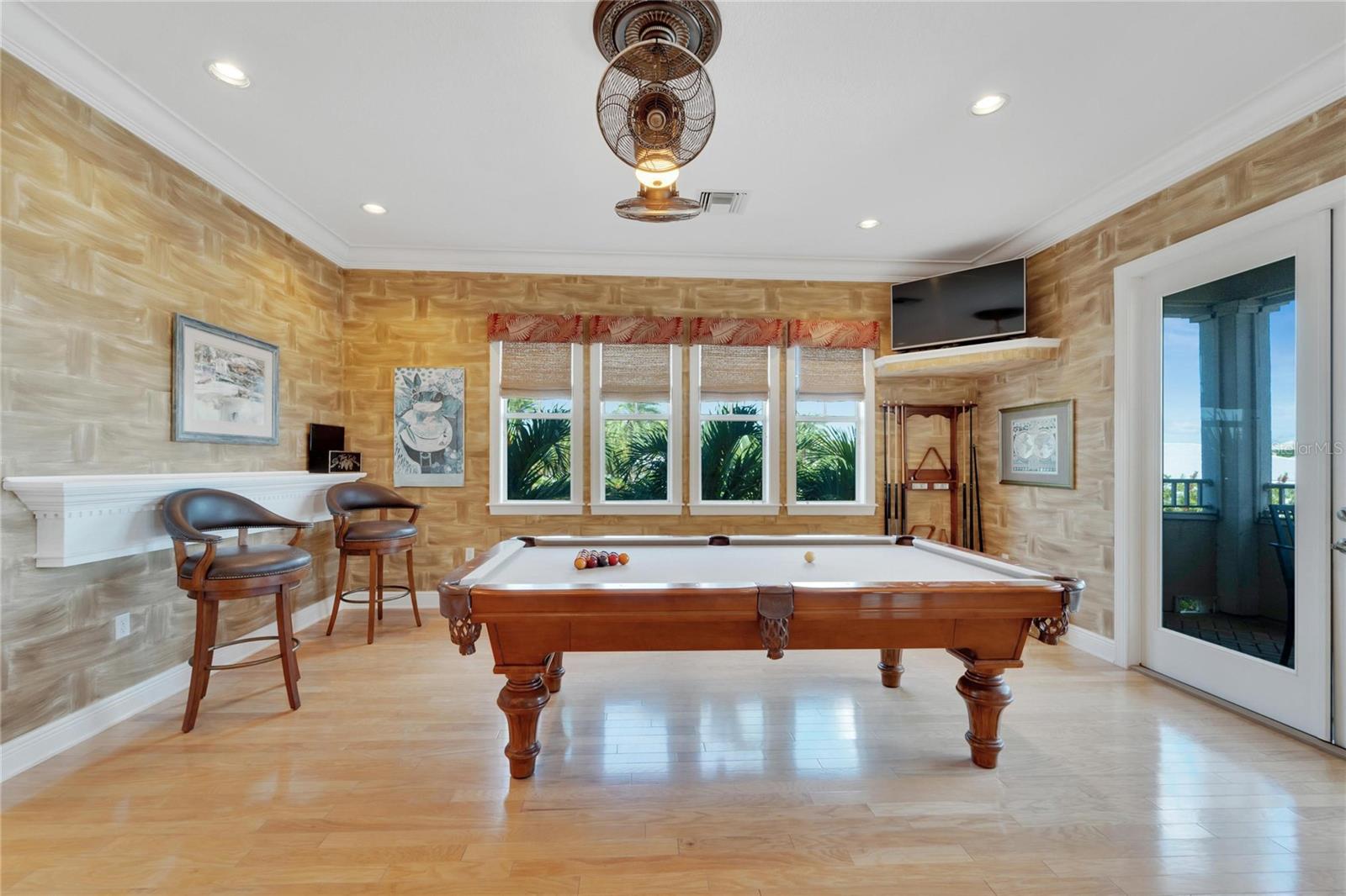Image 30 of 92 For 517 Mirabay Boulevard